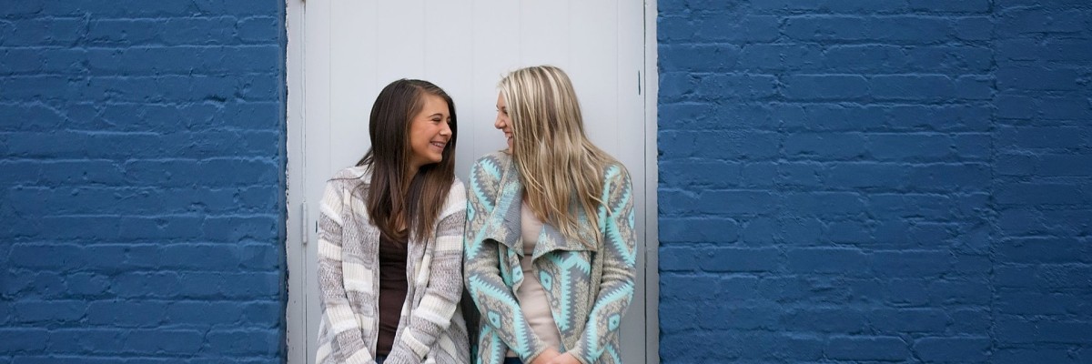 best-friends-1534506_1920.jpg